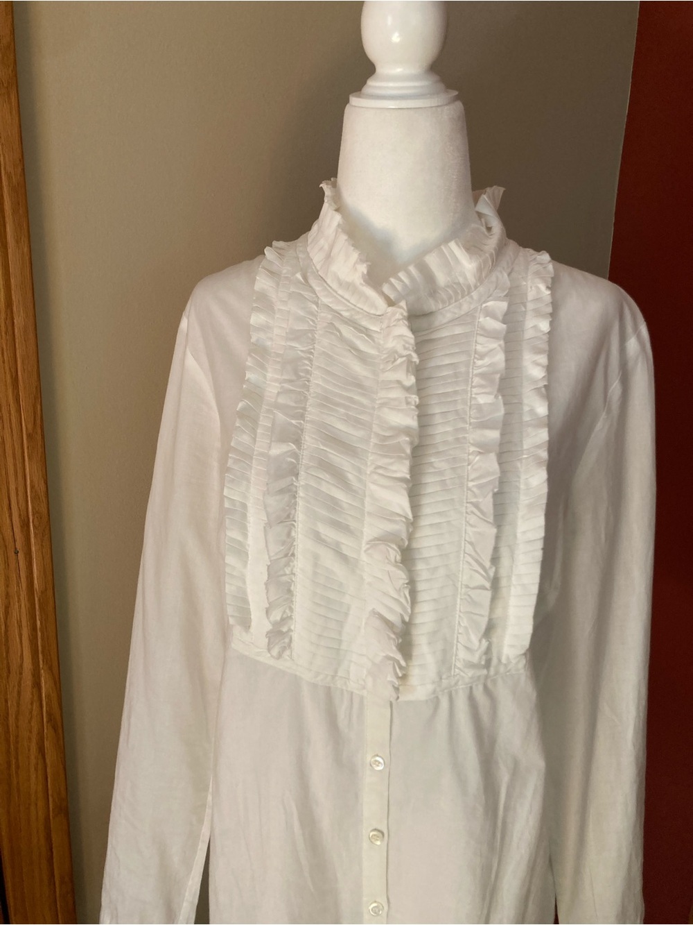 J. Crew White Ruffled Button-Front Blouse Size 8 - Picture 2 of 10